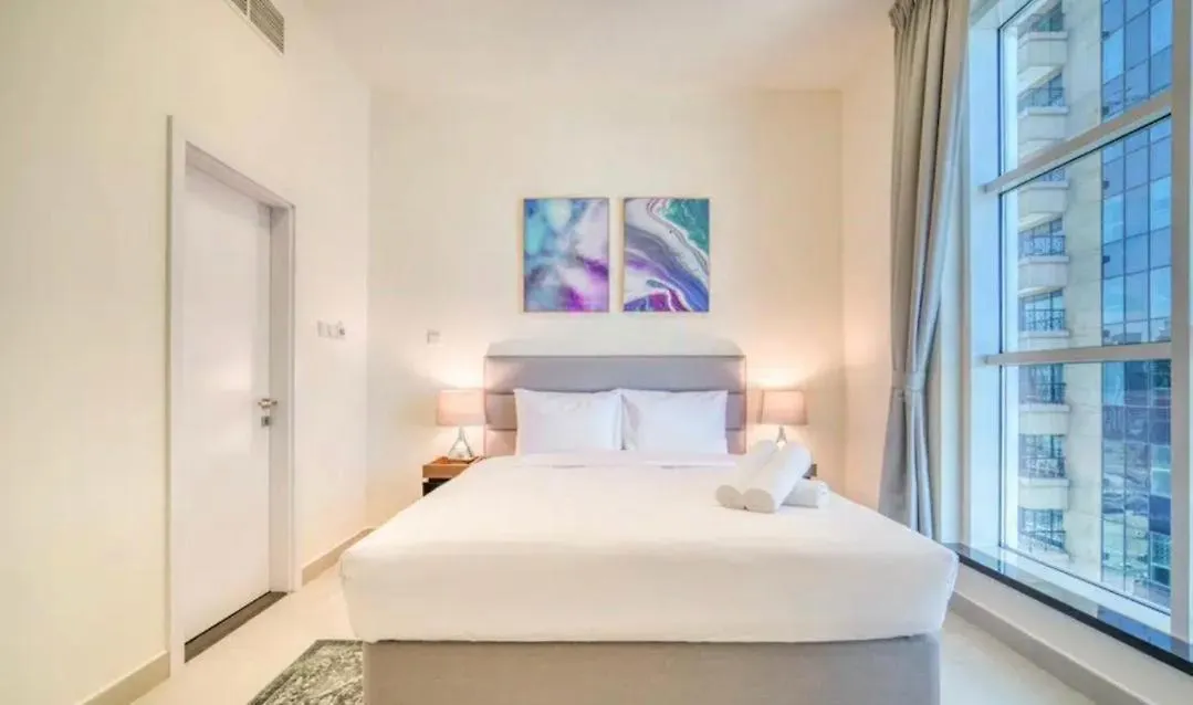Stunning Sea View 2Br Luxury Apartment In Marina Dubai